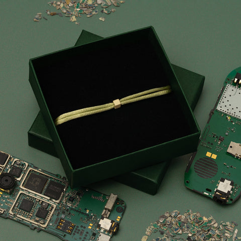 Solid as a Block armband goud ~ lime