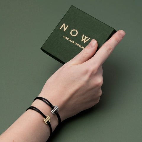 You are Loved armband goud ~ zwart