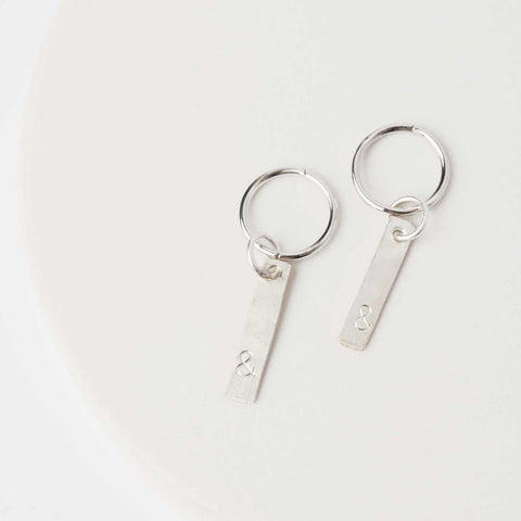 Connection oorbellen zilver