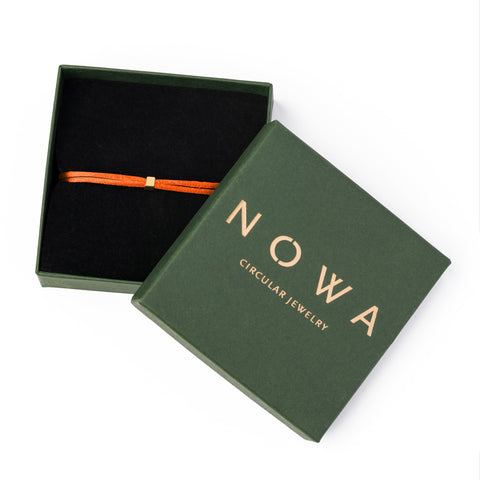 Limited Edition: Oranje armband met blokje goud