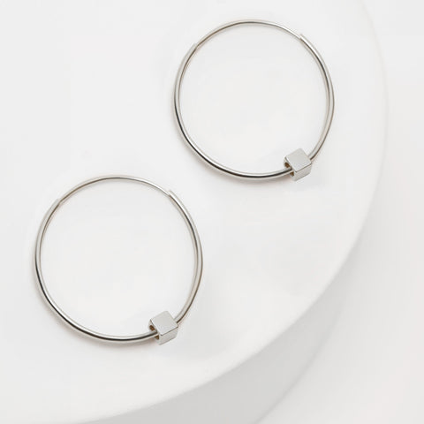 Solid as a Block oorbellen zilver groot