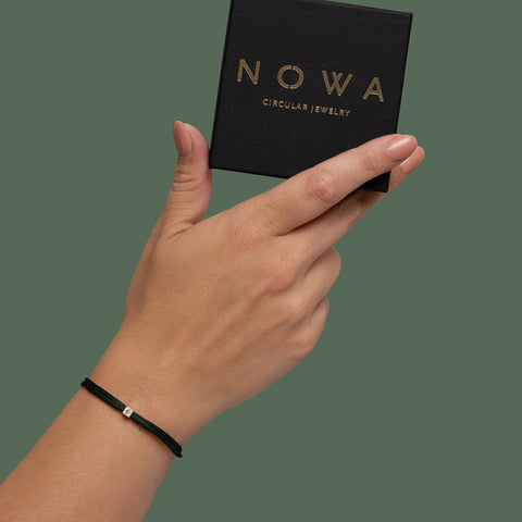 Recharge yourself armband goud