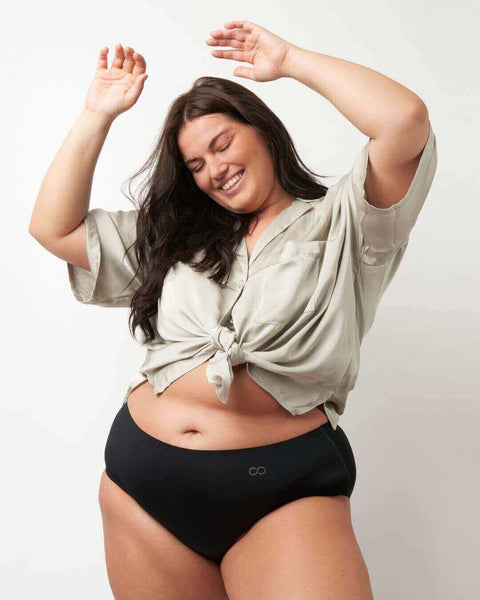 high-waist hiphugger | heavy - 3 to 4 tampons