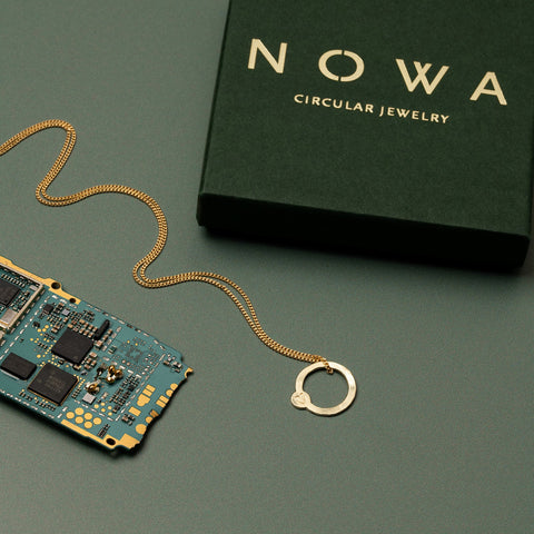 Recycled With Love ketting goud