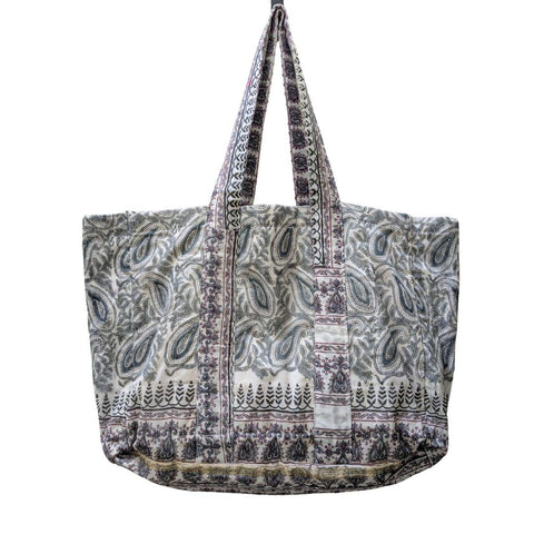 Large sari market tote bags