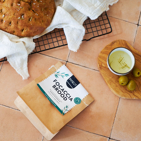 Pineut borrelbrood | zak | Focaccia