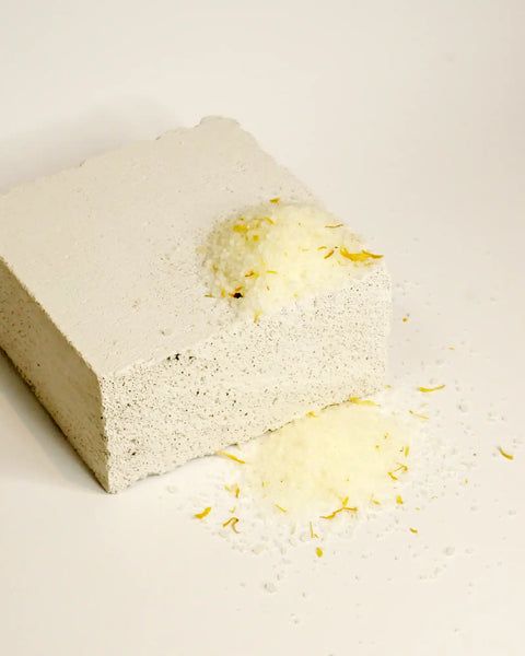 Badzout - uplifting orange