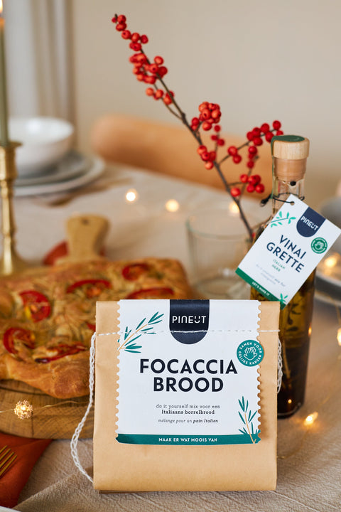 Focaccia Vinaigrette & Borrelplank Giftpack