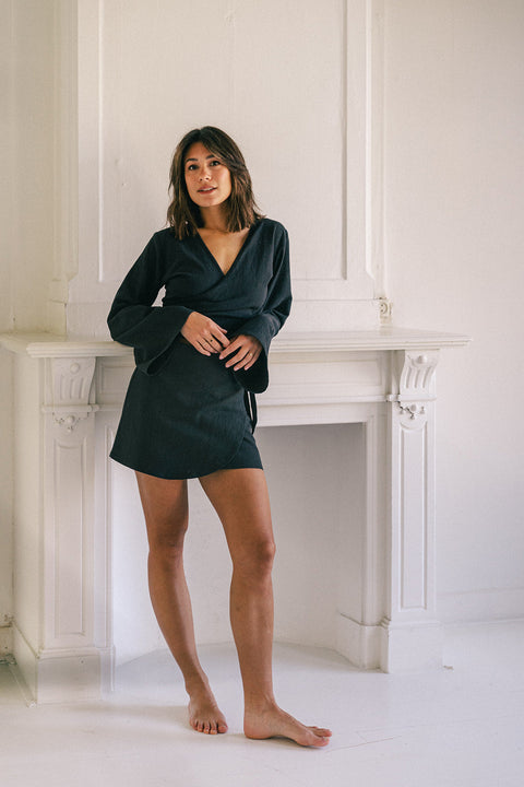 Sri Skirt Black