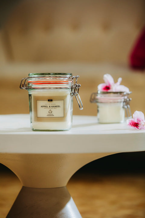 Duurzame kaars die onderdeel is van de duurzame kerstpakketten van Cycle-Up