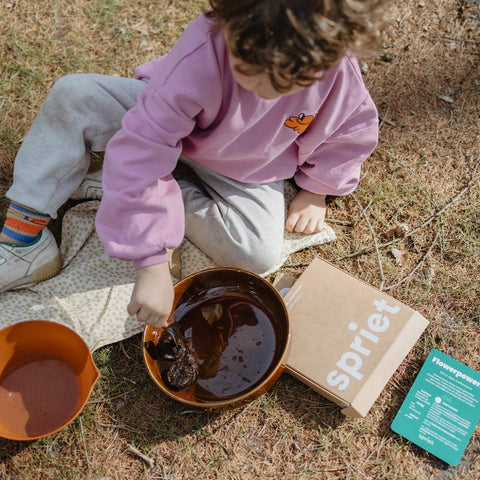 Buiten spelen natuur lente