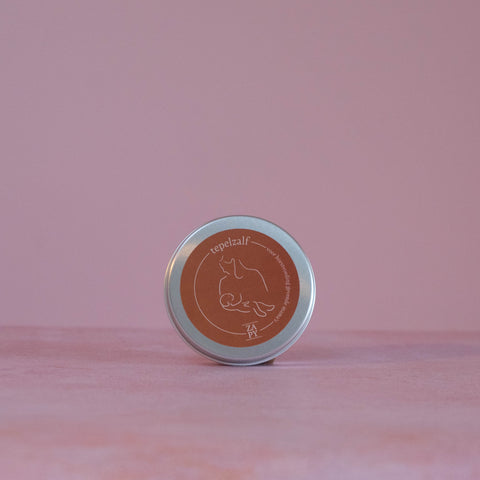 Een must-have voor borstvoeding: onze Tepelzalf beschermt en verzacht zonder schadelijke stoffen, volledig natuurlijk en babyproof!