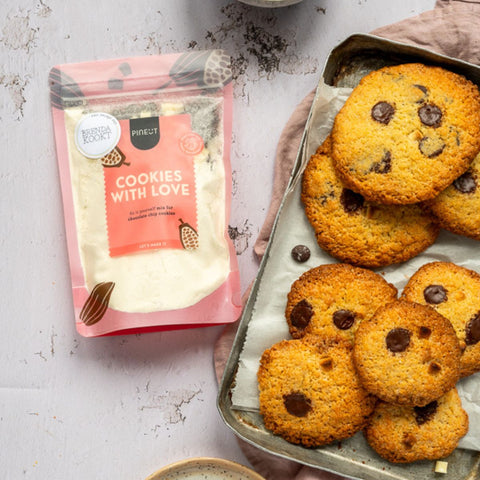 Koekjes bakken | Cookies with Love | pouchbag | Pineut x BrendaKookt | Doos met 10 stuks