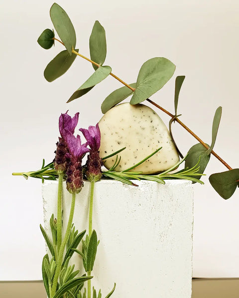 Shampoo Bar Nourishes &amp; Restores