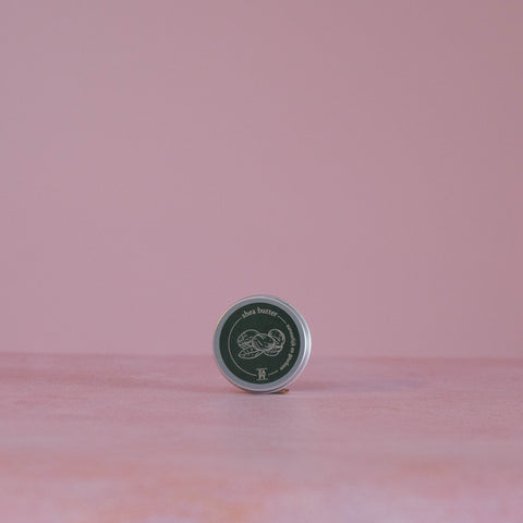 Voed je huid intensief met de pure, geraffineerde Shea Boter van Zapy – zachtheid zonder overheersende geur.