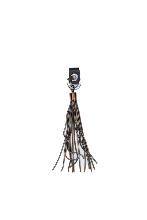 Tassel metal