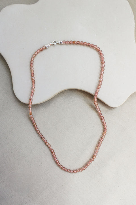 Aardbeienkwarts ketting 'Flore'