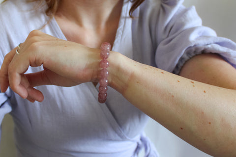 'Julie' Aardbeienkwarts Armband