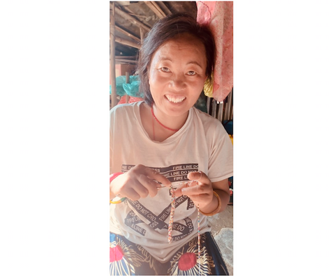 Luna-Leena armband rol multi - 14+ glaskralen - hand gehaakt in Nepal