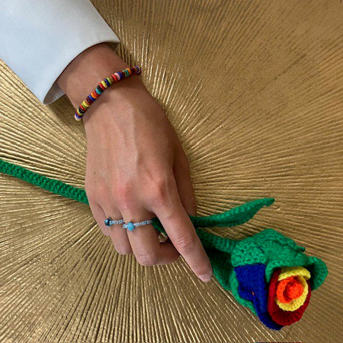 Luna-Leena armband multi - one size stretch - gerecycled kralen van bestaande armbanden uit Nepal - handgemaakt in Nepal