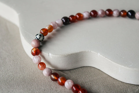 'Mabel' Edelsteen Ketting met Carneool en Roze Opaal