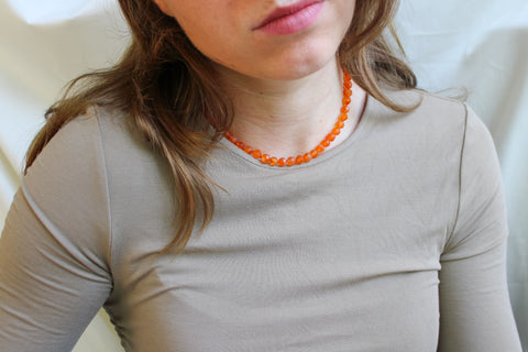 'Lily' Carneool Ketting