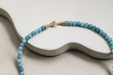 Chalcedoon ketting 'Flore'