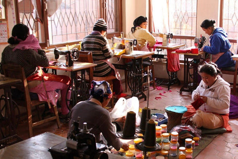 Dhaka pouch, ethically handwoven in Nepal - Shakti.ism | शक्तिवाद