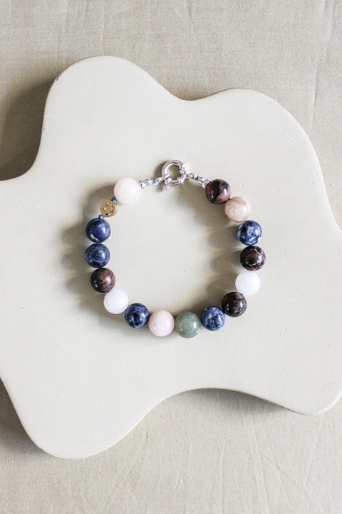 'Julie' Edelsteen Armband met Sodaliet en Rhodoniet