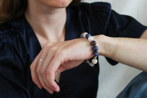 'Julie' Edelsteen Armband met Sodaliet en Rhodoniet