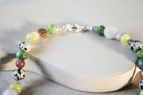 'Mae' Edelsteen Ketting met Jade, Labradoriet en Aquamarijn