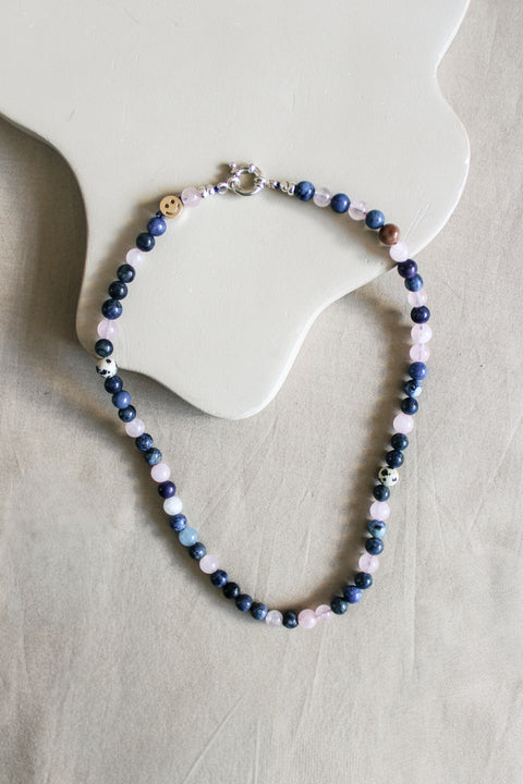 'Mabel' Edelsteen Ketting met Sodaliet en Rozenkwarts