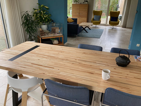 Upcycle dining table pressed pallet