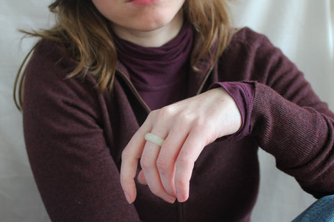 Jade ring 'Kai' (US 8.5, 18.6mm)