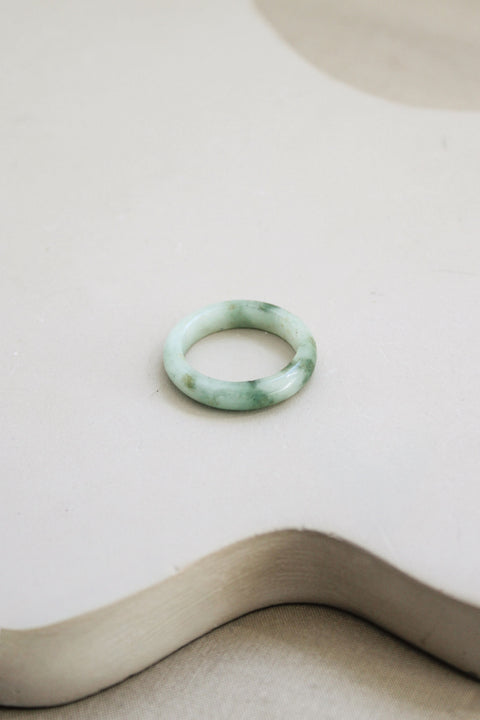 Jade ring 'Mica' (US 7, 17.3mm)