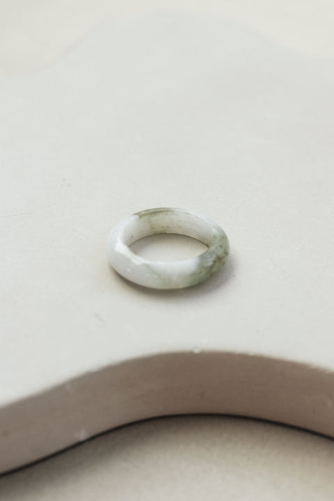 'Fennie' Jade Ring (US 5.5, 16.1mm)