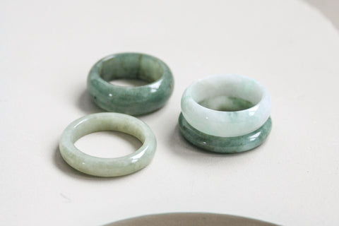 Jade ring 'Ruth' (US 7, 17.3mm)