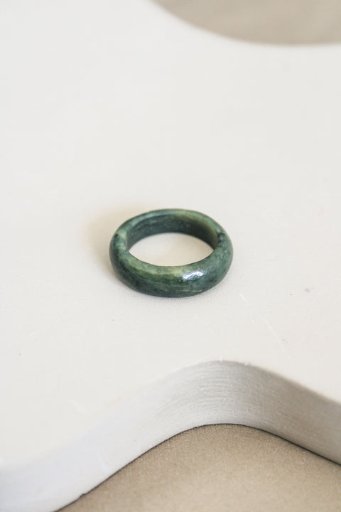 'Sasha' Jade Ring (US 5.5, 16.1mm)