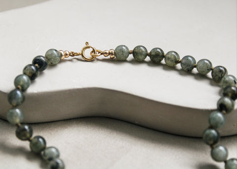 Labradoriet ketting 'Inès'