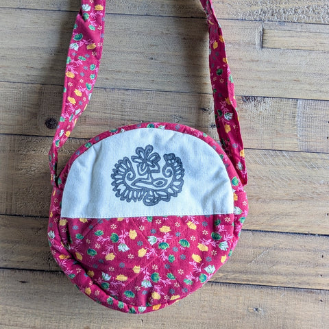 Round sari shoulder bag