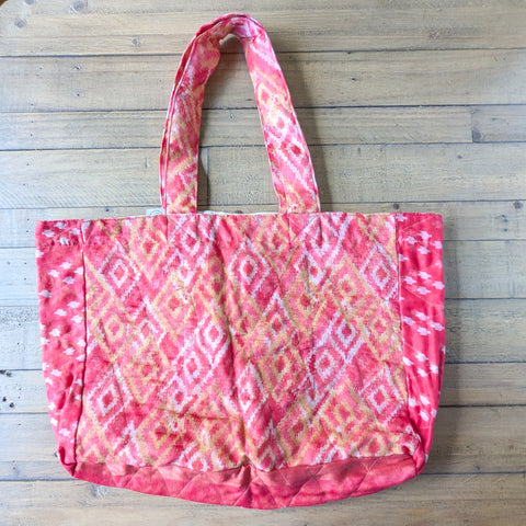 Large sari market tote bags