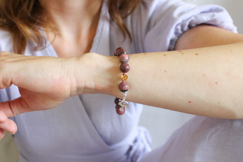 'Julie' Rhodoniet Armband