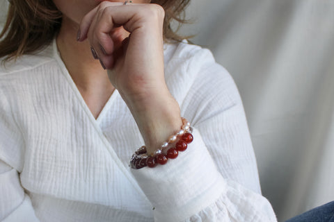 'Julie' Rode Carneool Armband