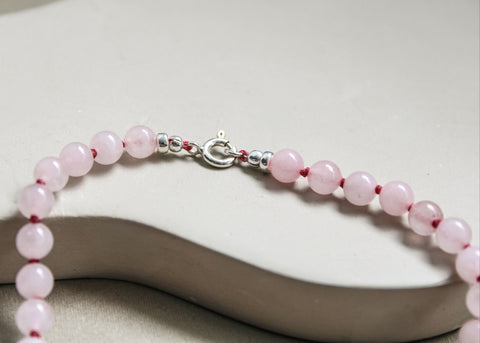 Rozenkwarts ketting 'Inès'