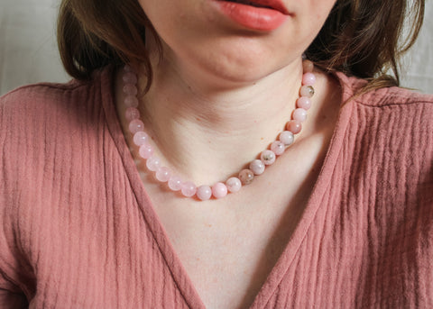 Rozenkwarts en sakura jaspis ketting 'Josie'