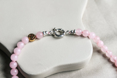 'Mabel' Rozenkwarts Ketting