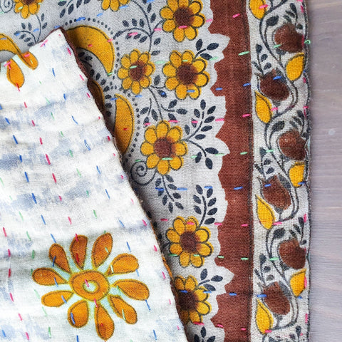 Sari placemats, handmade, set of 2, table mats, reversible - Shakti.ism | शक्तिवाद