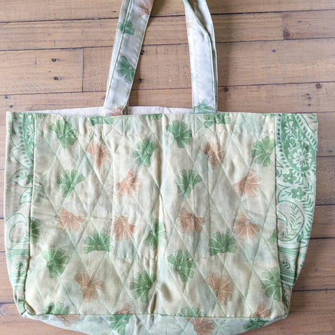 Large sari market tote bags