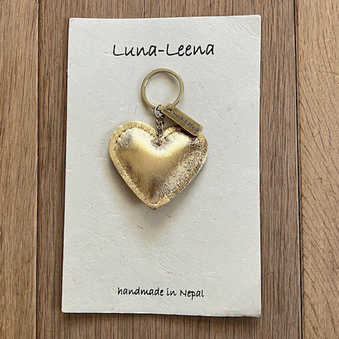 Luna-Leena hart sleutelhanger, tas hanger - goud - leer - handgemaakt in Nepal
