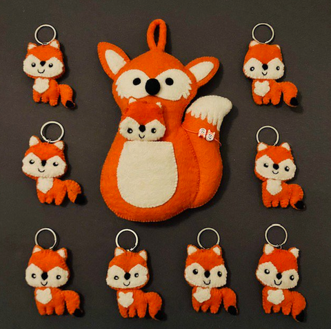 Luna-Leena vos sleutelhanger, tas hanger - oranje - vilt wol - handgemaakt in Nepal